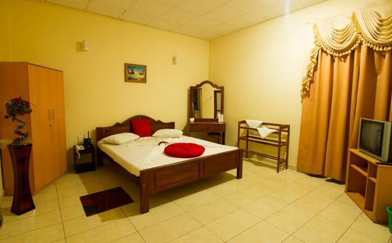נגומבו Chilaw City Hotel מראה חיצוני תמונה